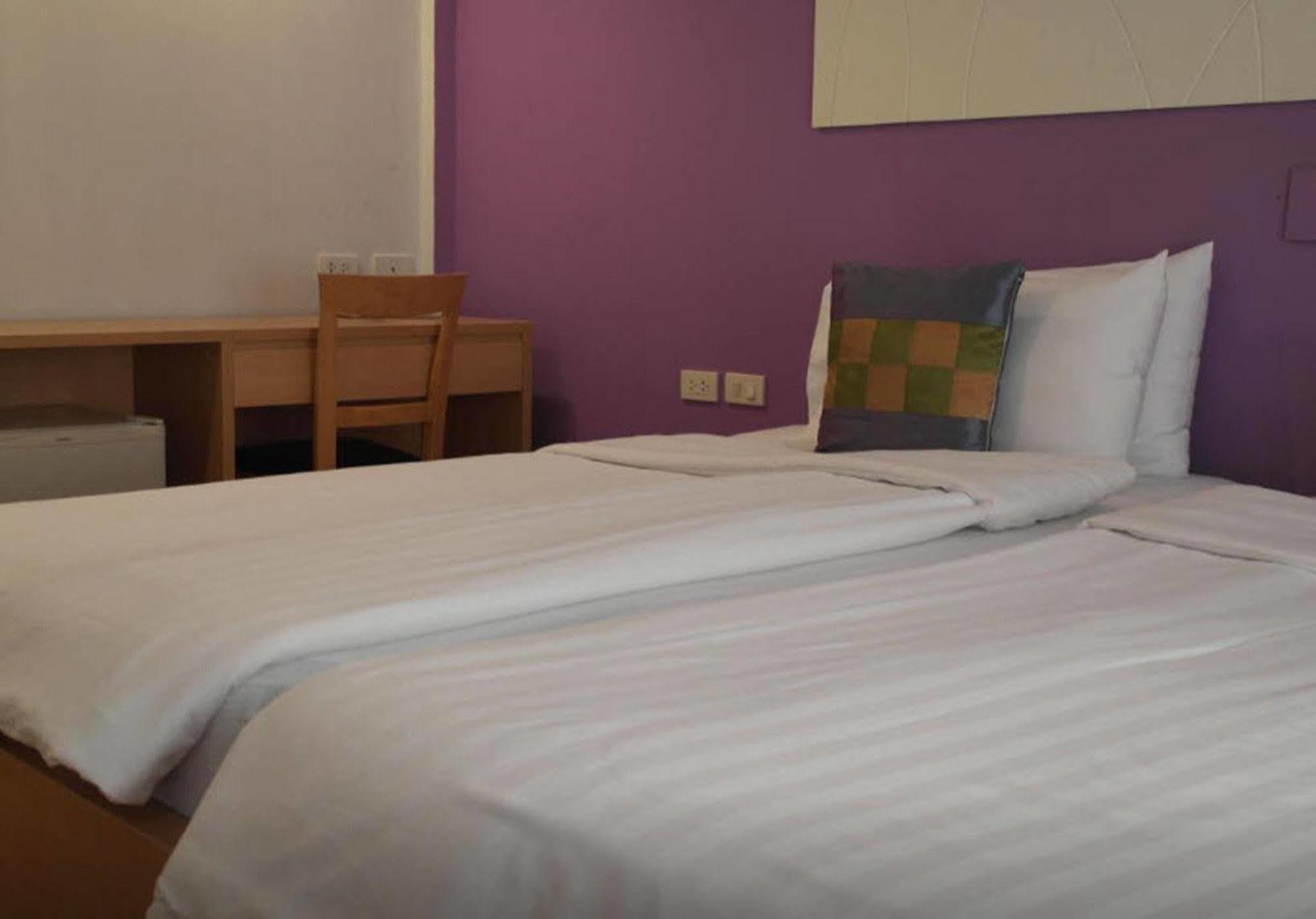 Nantra De Comfort Bangkok Ngoại thất bức ảnh