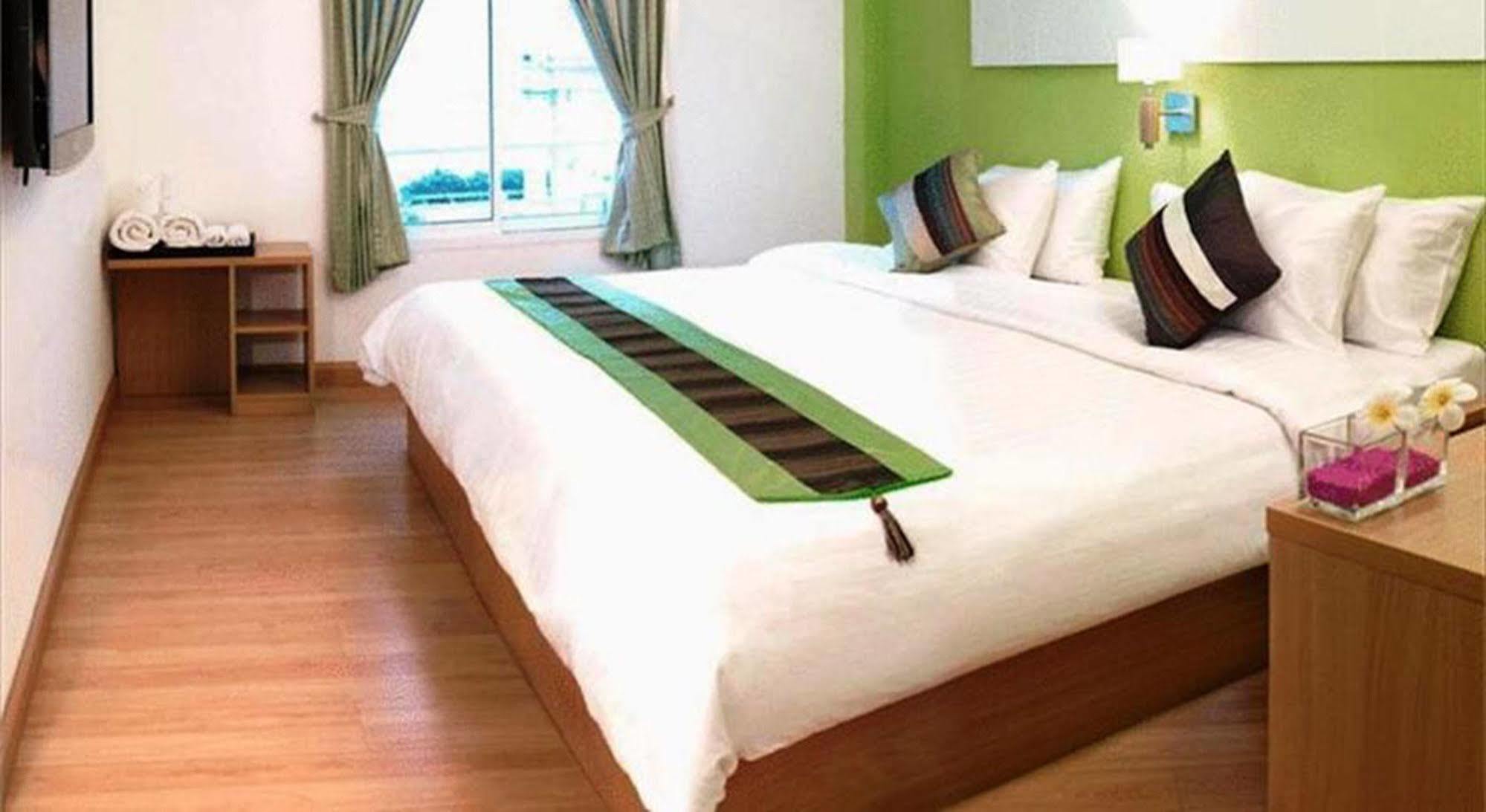 Nantra De Comfort Bangkok Ngoại thất bức ảnh