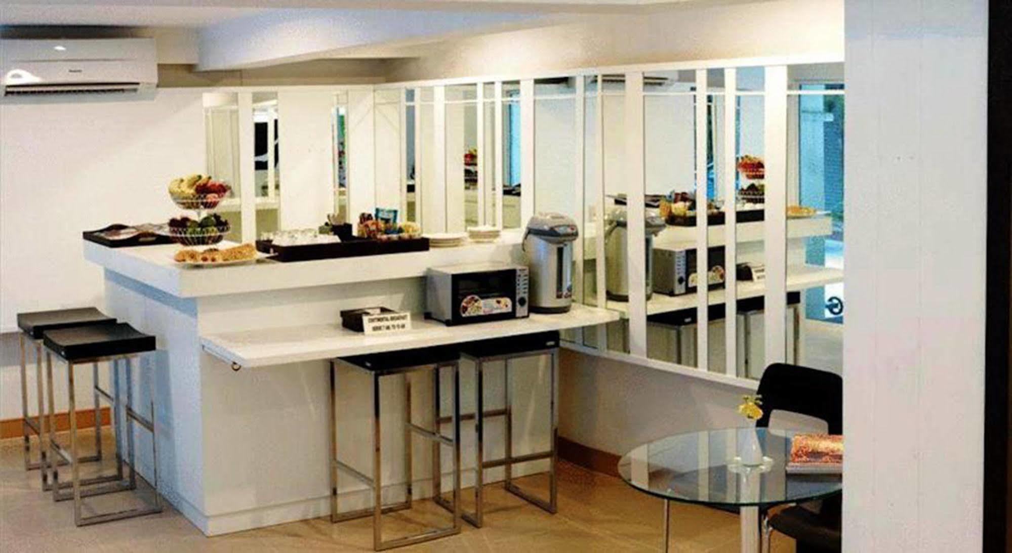 Nantra De Comfort Bangkok Ngoại thất bức ảnh